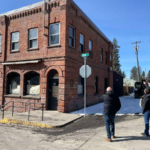 Seasonal businesses: post signs year-round