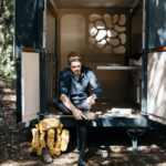 Budgeting for a Life of Remote Work and Travel: Balancing Savings and Splurges