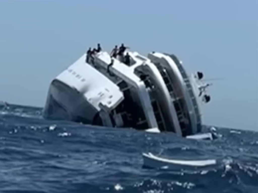 Egypt dive boat sank because it wasn’t built for open water, sources claim